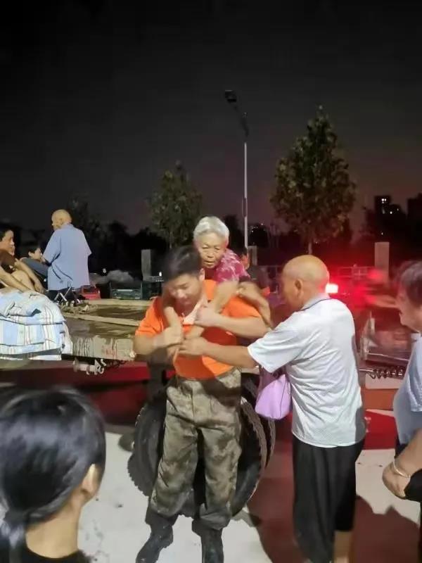 08-27-280217-832734473