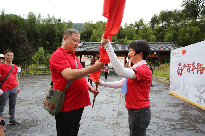 14-57-220521-1522622936